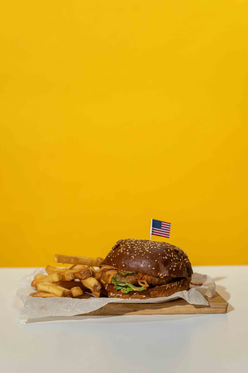 buffet d’anniversaire USA avec un burger buffet d’anniversaire USA avec un burger