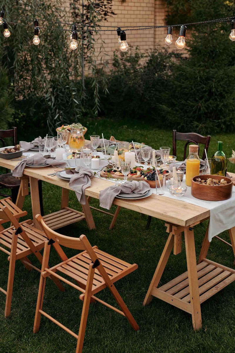 décoration de table de jardin pour un anniversaire champêtre décoration de table de jardin pour un anniversaire champêtre
