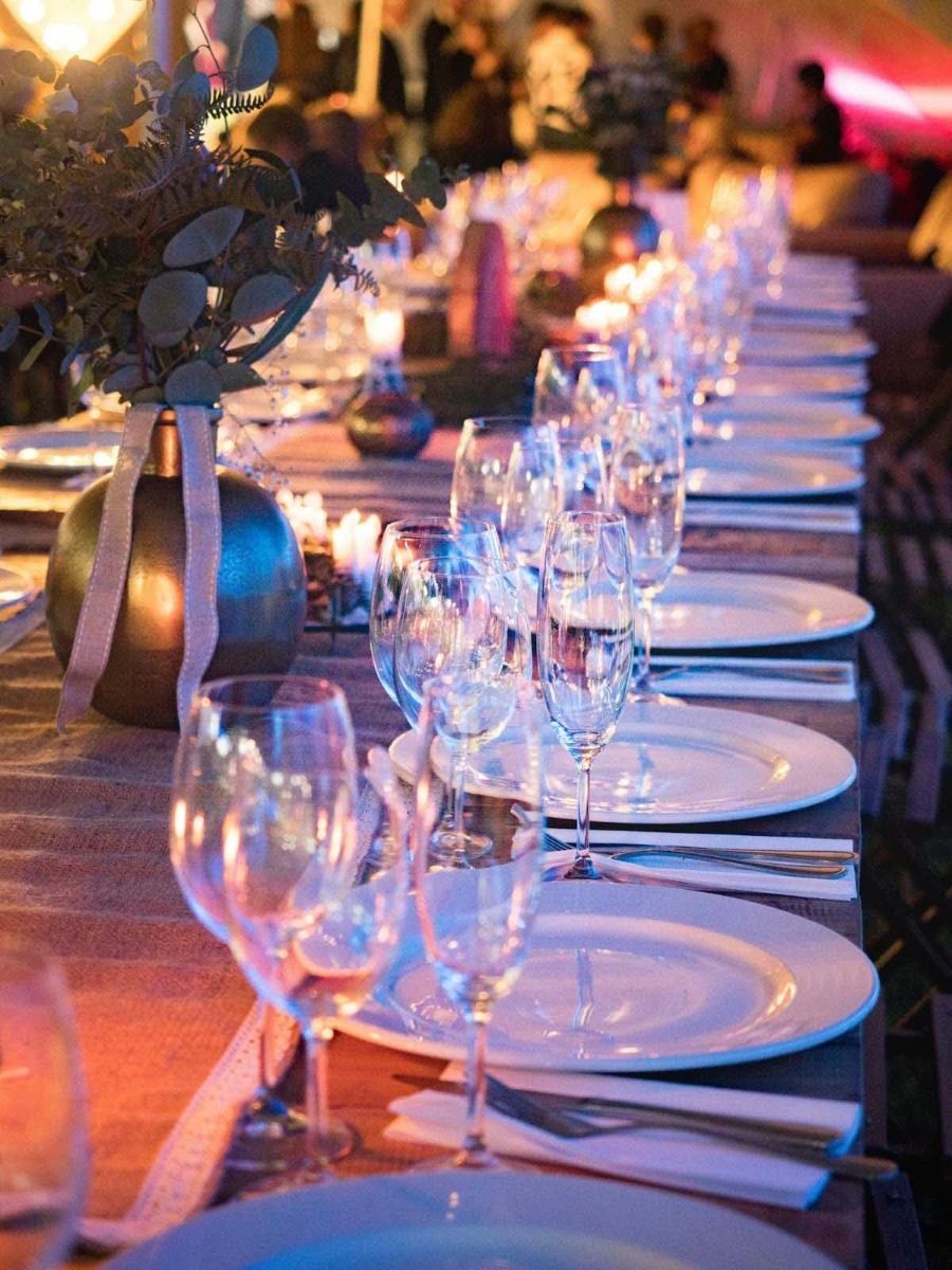 organiser une soirée bal masqué avec une décoration de table chic organiser une soirée bal masqué avec une décoration de table chic