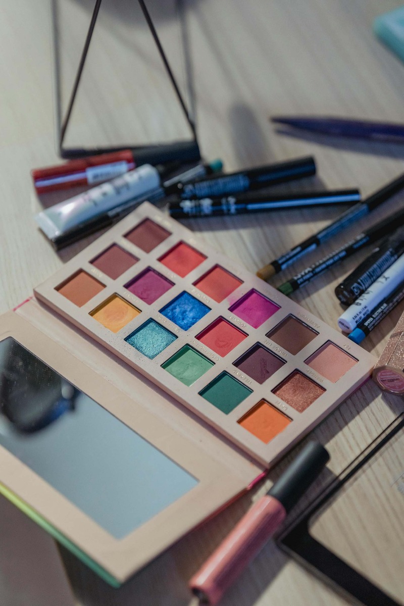 maquillage d’une valise EVJF maquillage d’une valise EVJF